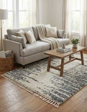 5' 3 x 8' Serenity Shag Rug