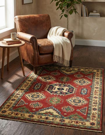 2' 9 x 4' Hand Knotted Kazak Rug