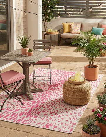 5' 3 x 8' Easy-Clean Safari Indoor / Outdoor Rug
