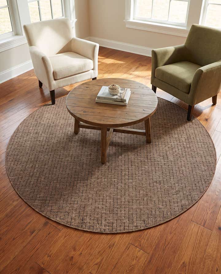 6' x 6' Easy-Clean Checkered Indoor / Outdoor Round Rug