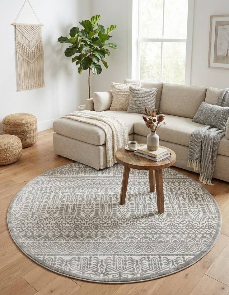 Detail image of Jill Zarin 7' 10 x 7' 10 Uptown Cloisters Round Rug