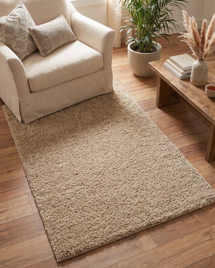 Detail image of 3' 3 x 5' 3 Soft Solid Shag Rug