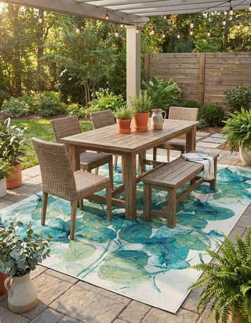 7' 10 x 11' Easy-Clean Botanical Indoor / Outdoor Rug