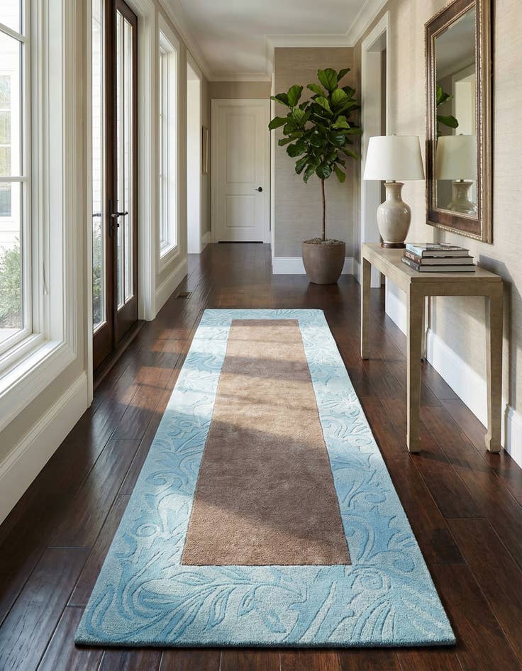 Detail image of  2' 9 x 10'  Hand Knotted Darya Wool Runner Rug