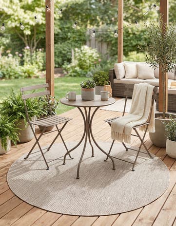 6' 1 x 6' 1 Easy-Clean Solid Indoor / Outdoor Round Rug