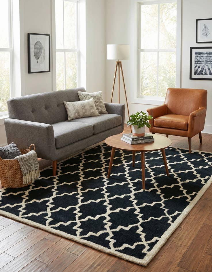 Detail image of 4' x 6' Luna Rug