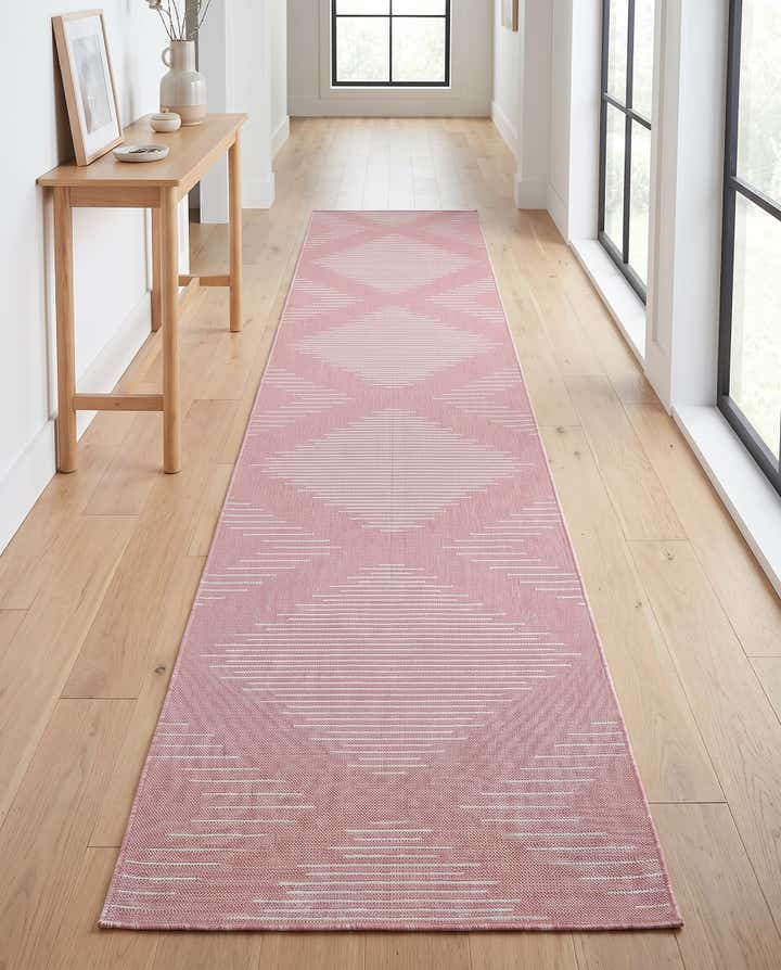 3' 3 x 14' Easy-Clean Modern Indoor / Outdoor Runner Rug