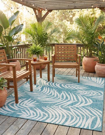 5' 3 x 7' Easy-Clean Botanical Indoor / Outdoor Rug