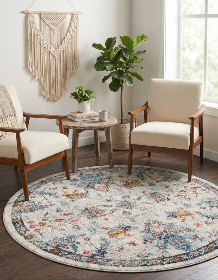 Detail image of 5' x 5' Budapest Round Rug