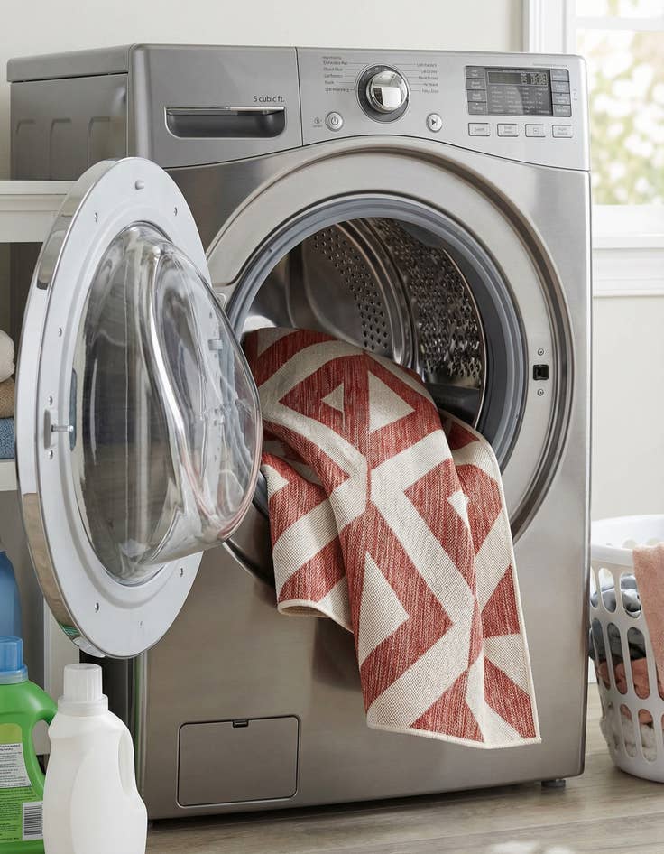 Detail image of 7' 10 x 10'  Washable Jill Zarin Napa Indoor / Outdoor Rug