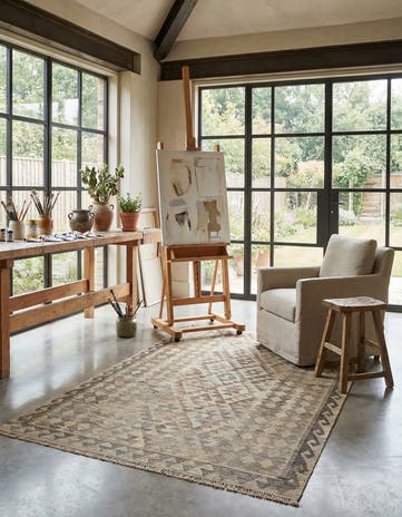 4' 1 x 6' 4 Hand Woven Kilim Maymana Wool Rug