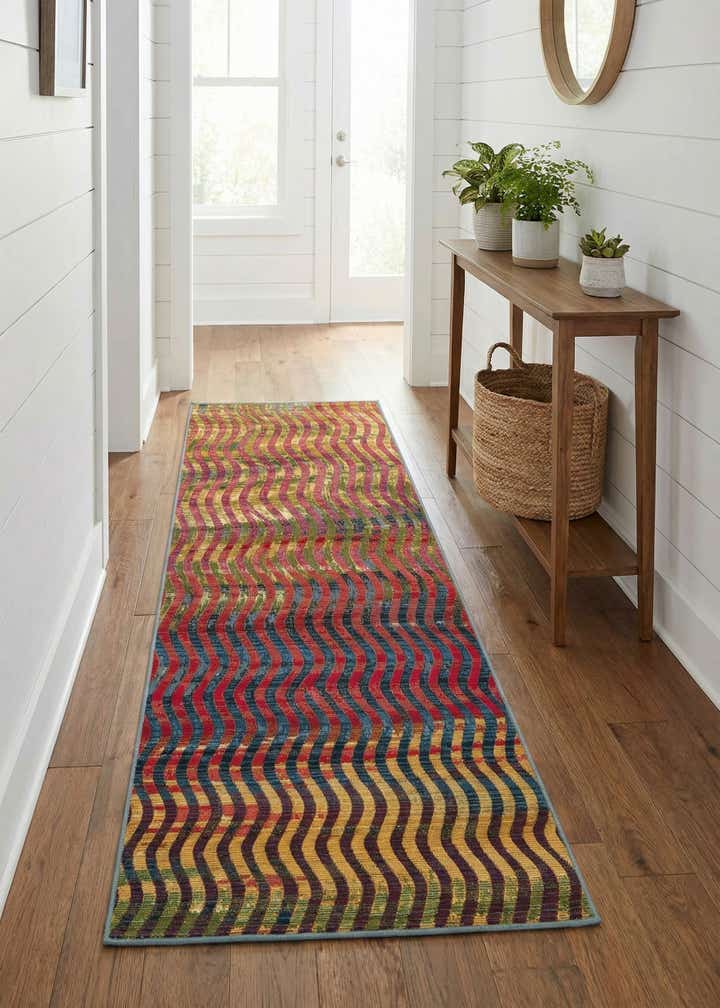 2' 7 x 5' 3 Easy-Clean Modern Indoor / Outdoor Runner Rug
