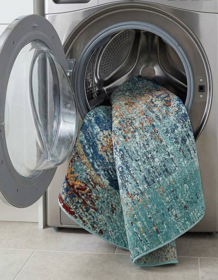 Detail image of 8' x 8'  Washable Arte Round Rug