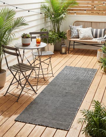 2' x 6' 1 Easy-Clean Jill Zarin Palm Springs Indoor / Outdoor Runner Rug