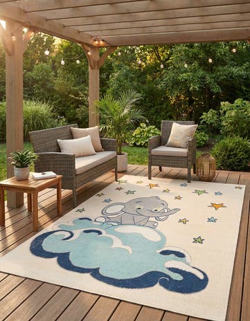 5' 3 x 7' 7 Easy-Clean Indoor / Outdoor Rug