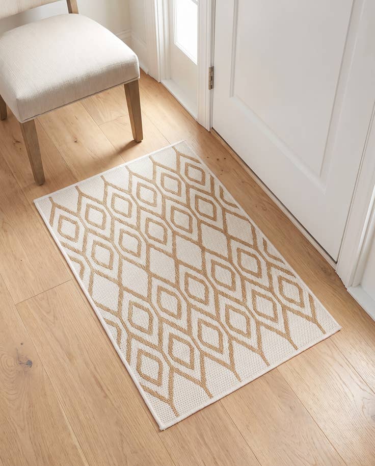 Detail image of 2' x 3' Easy-Clean Jill Zarin Turks and Caicos Indoor / Outdoor Rug