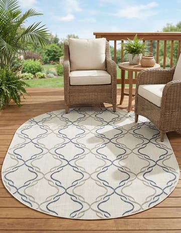 Ivory Easy-Clean Lattice Indoor / Outdoor Oval Rug