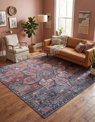 7' 3 x 7' 3 Washable Nostalgia Square Rug