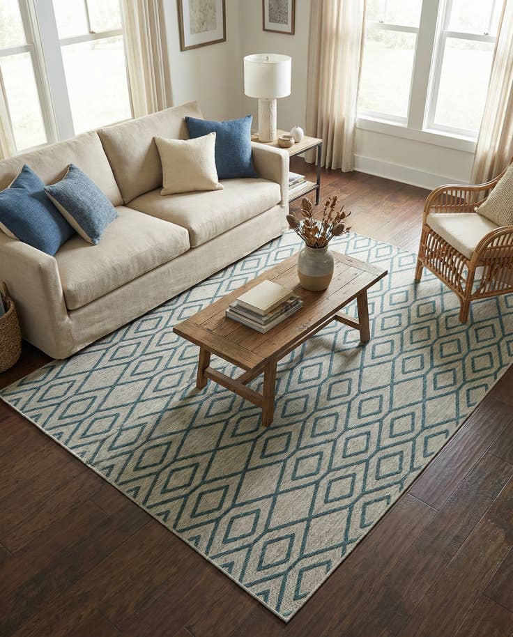 Detail image of 7' x 10' Easy-Clean Jill Zarin Turks and Caicos Indoor / Outdoor Rug