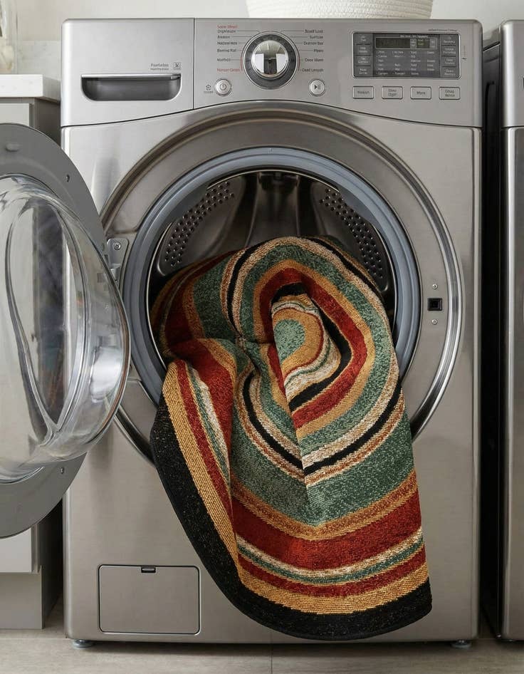 Detail image of 4' x 4'  Washable Modern Indoor / Outdoor Round Rug