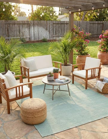 Palm Green Easy-Clean Jill Zarin Palm Springs Indoor / Outdoor Rug