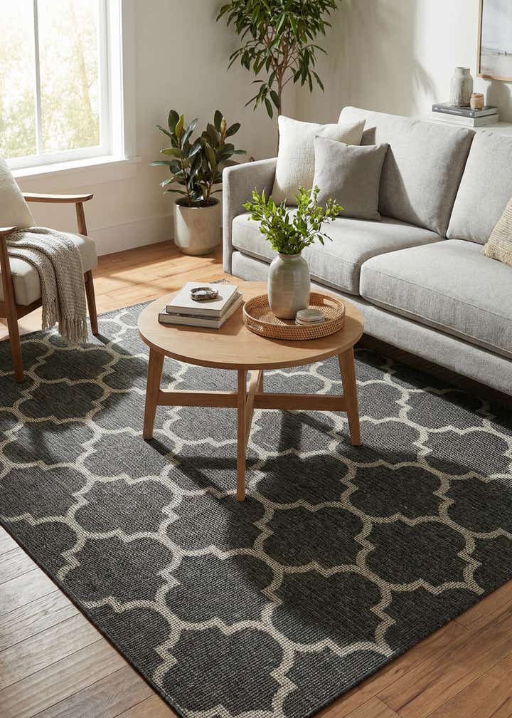 5' 3 x 7' Easy-Clean Trellis Indoor / Outdoor Rug