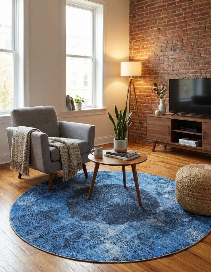 Detail image of 6' x 6'  Washable Yara Round Rug