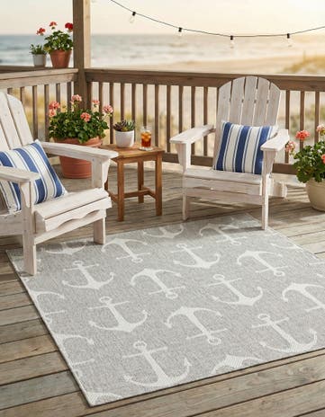 Gray Easy-Clean Coastal Indoor / Outdoor Square Rug