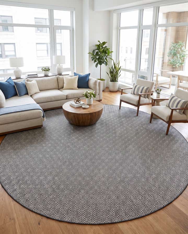 13' x 13' Easy-Clean Trellis Indoor / Outdoor Round Rug