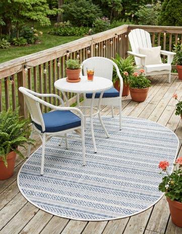 3' x 5' 3 Easy-Clean Ribbon Indoor / Outdoor Oval Rug