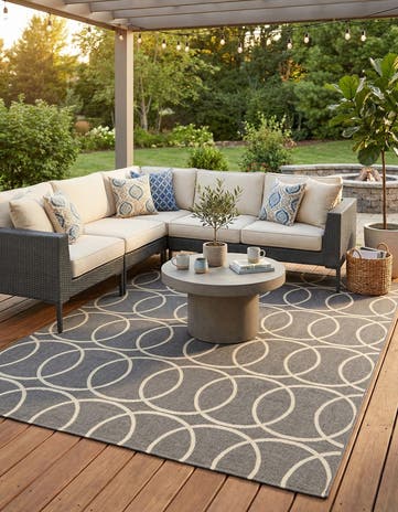 5' 3 x 7' 6 Easy-Clean Modern Indoor / Outdoor Rug