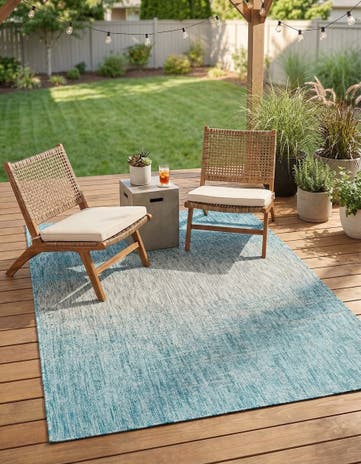 4' x 6' Easy-Clean Modern Indoor / Outdoor Rug