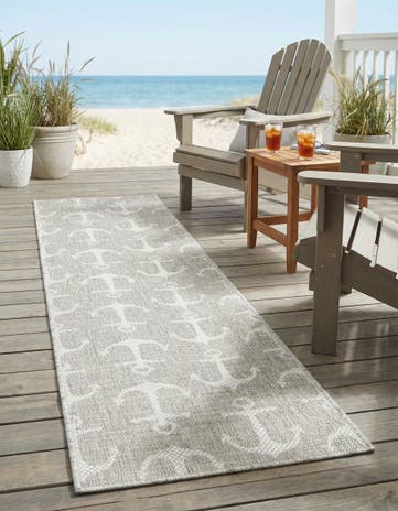 Gray Easy-Clean Coastal Indoor / Outdoor Runner Rug