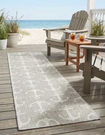 Gray Easy-Clean Coastal Indoor / Outdoor Runner Rug