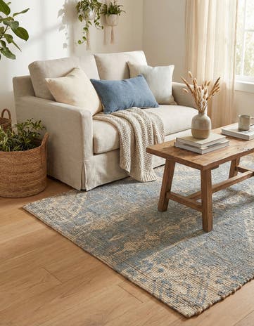 4' 1 x 6' 1 Hand Woven Chenille Jute Rug