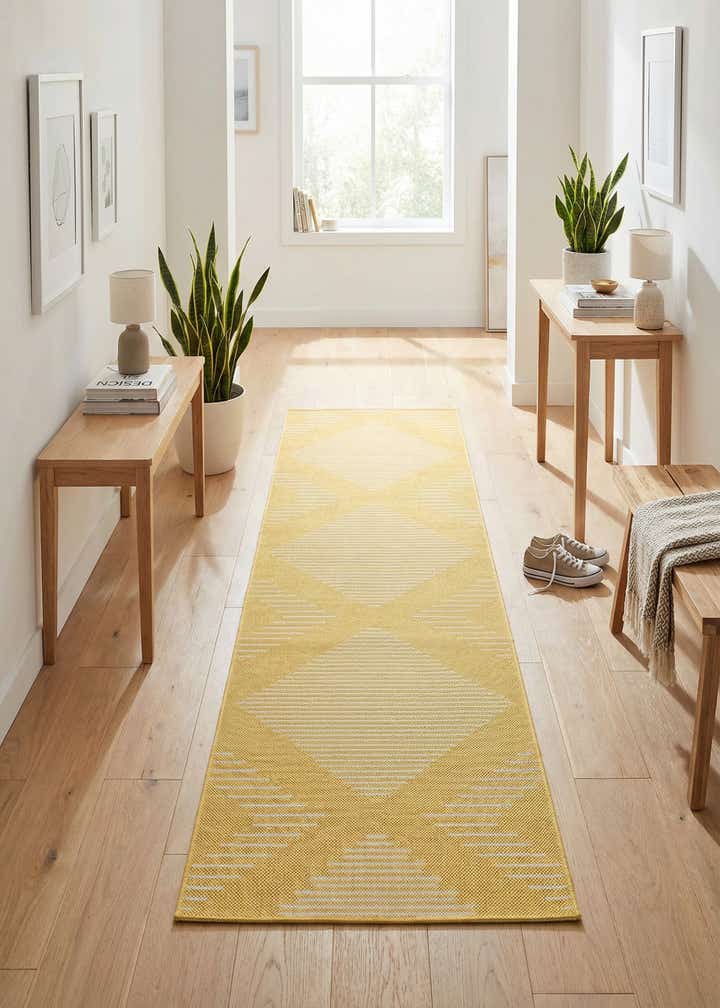 2' x 8' Easy-Clean Modern Indoor / Outdoor Runner Rug