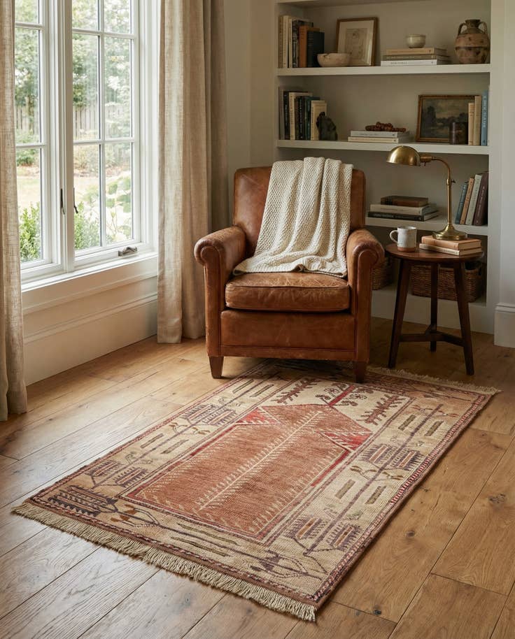 Detail image of 2' 8 x 4' 3 Hand Knotted Fars Wool Rug