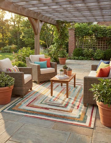 5' 3 x 8' Easy-Clean Casablanca Indoor / Outdoor Rug