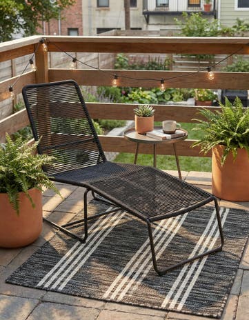 2' x 3' Easy-Clean Jill Zarin Anguilla Indoor / Outdoor Rug