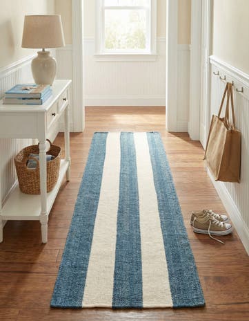 2' 7 x 12' Hand Woven Jill Zarin Hamptons Runner Rug