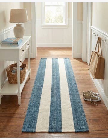 2' 7 x 12' Hand Woven Jill Zarin Hamptons Runner Rug