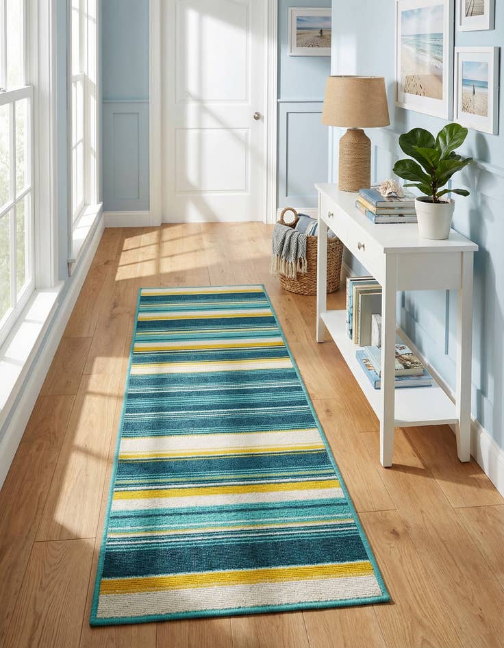 Detail image of 2' x 5'  Washable Border Indoor / Outdoor Runner Rug