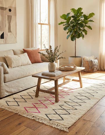 4' 10 x 8' 5 Hand Knotted Moroccan Wool Rug