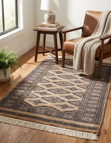 2' 6 x 4' 1 Hand Knotted Bokhara Rug