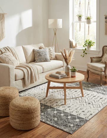 6' x 6' Moroccan Trellis Square Rug