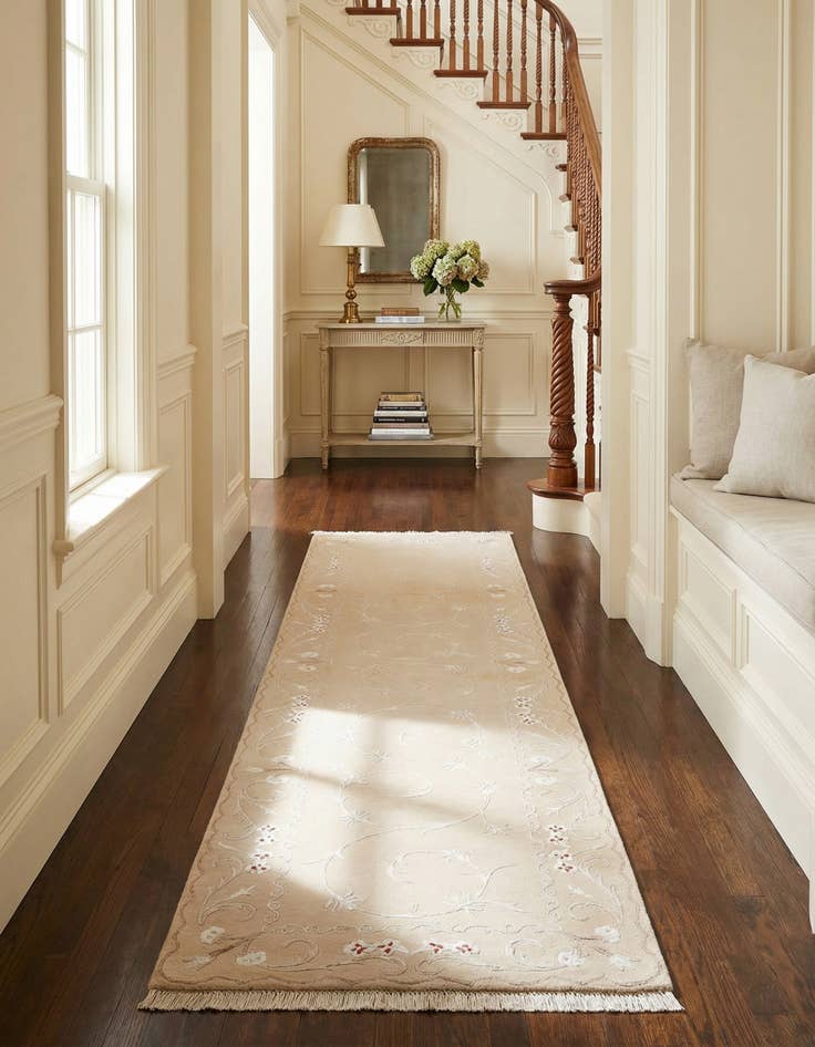 Detail image of 2' 7 x 9' 7 Darya Runner Rug