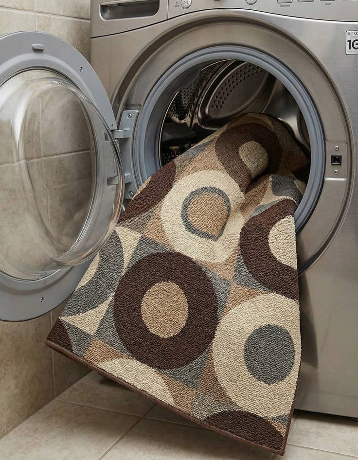 Detail image of  4' x 6'  Washable Theia Rug