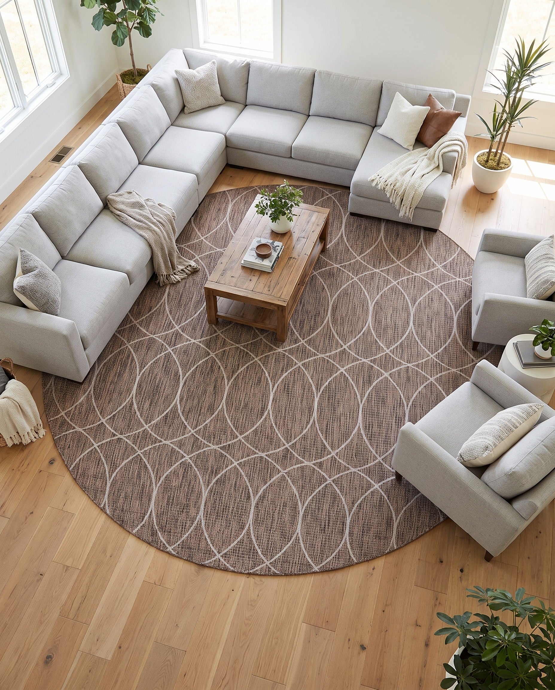 10' x 10' Easy-Clean Lattice Indoor / Outdoor Round Rug