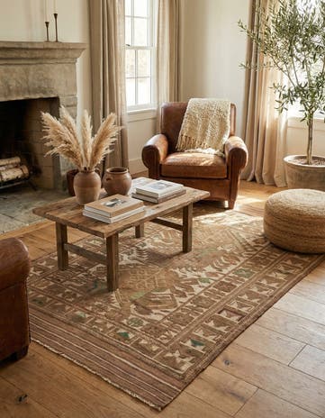 4' x 6' 7 Hand Woven Sumak Wool Rug