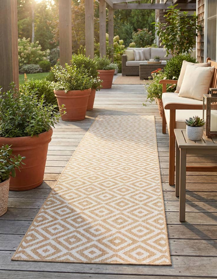 Detail image of 2' x 8' Easy-Clean Jill Zarin Costa Rica Indoor / Outdoor Runner Rug